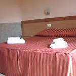 Sun Moon Affittacamere 3*