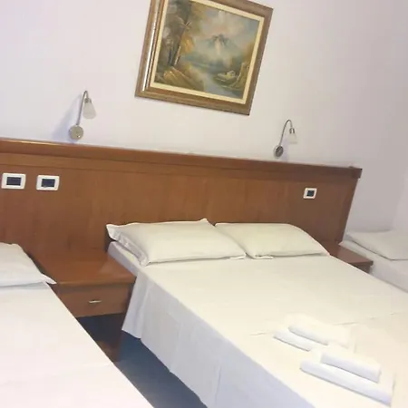Sun Moon 3* Roma